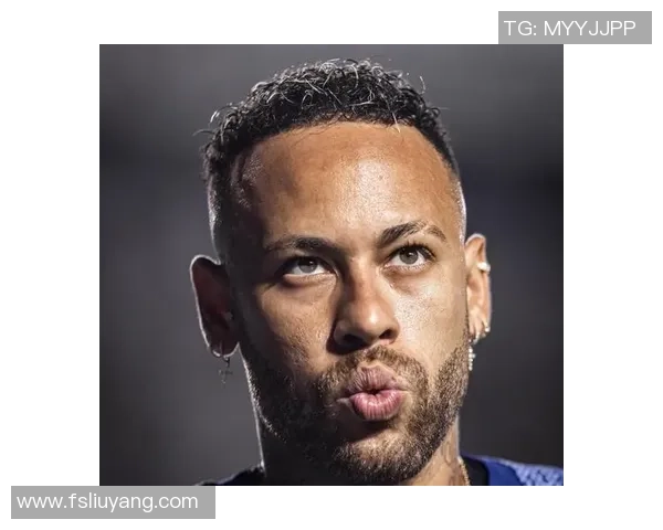 内马尔重返巅峰引领足坛风潮 足球百大球星再掀传奇新篇章