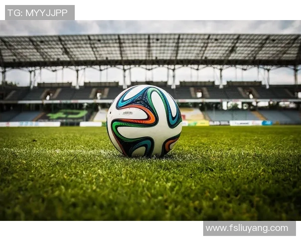 历史十大足球巨星排行榜揭晓谁才是真正的绿茵传奇和足球王者