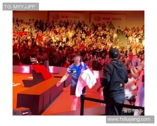 足球6号球星跳舞瞬间引热议全场掌声雷动展现别样风采